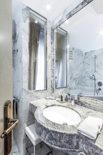 SAS HOTEL EIFFEL TROCADERO | PARIS | Galerie 47