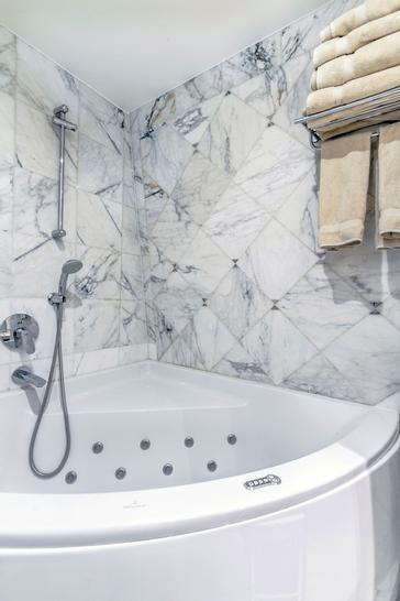 SAS HOTEL EIFFEL TROCADERO | PARIS | Galerie 46